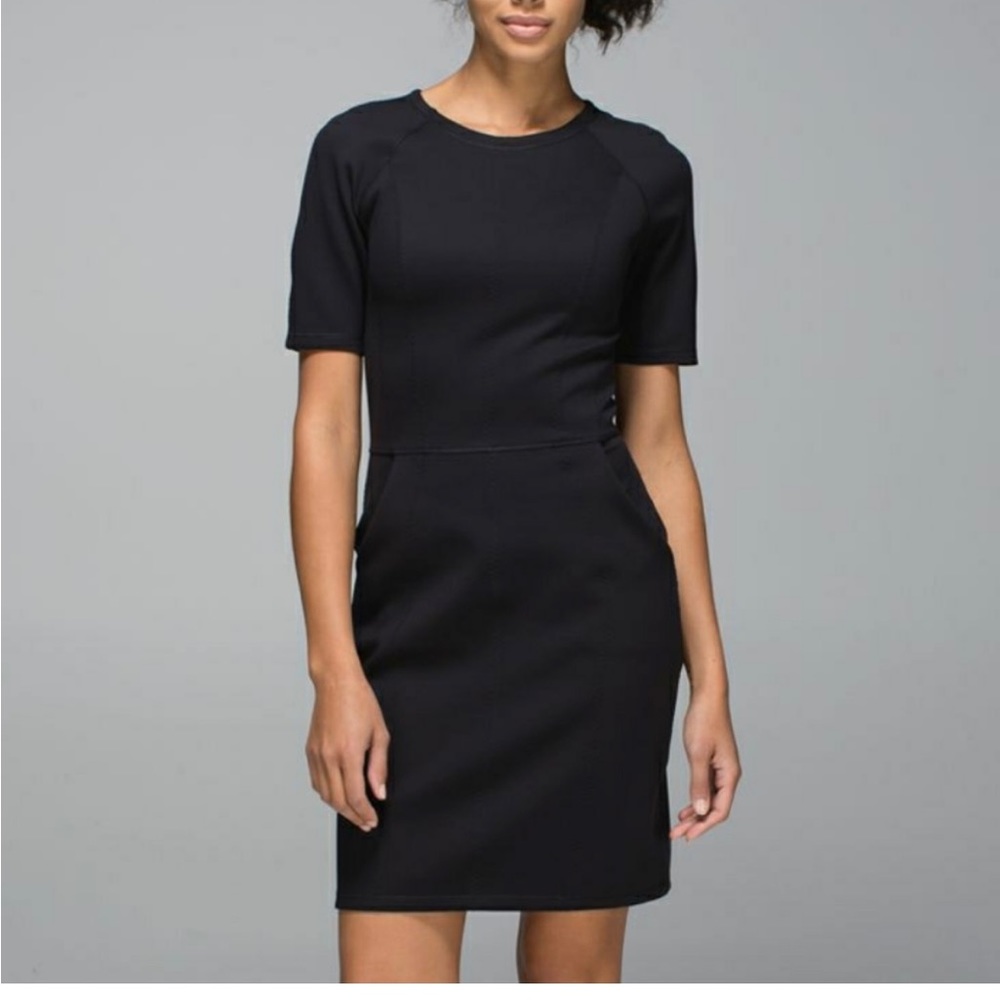 Rare lululemon black zip back dress. Size 4. Excellent condition. No flaws.